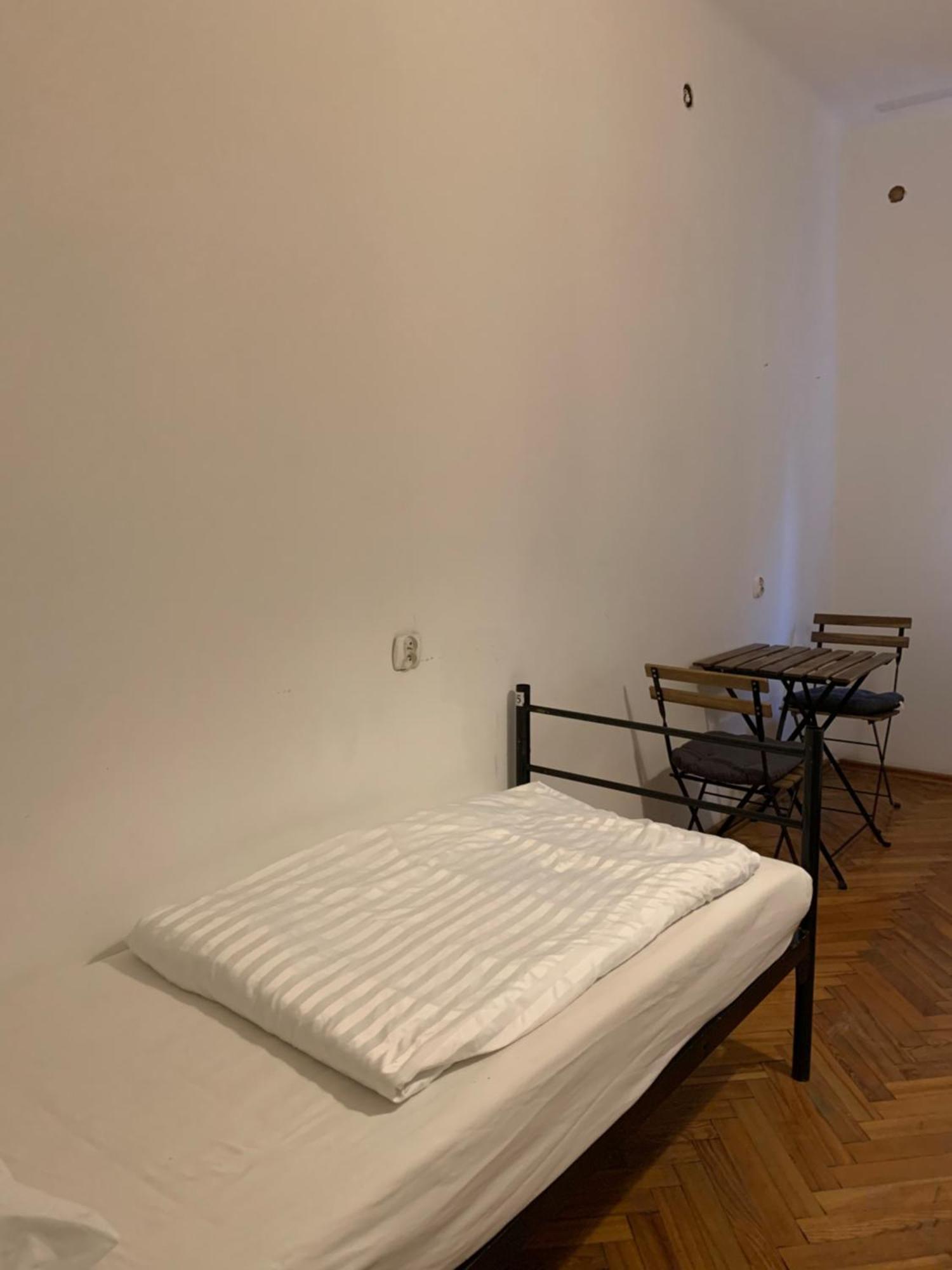 To Be Hostel كراكوفيا المظهر الخارجي الصورة