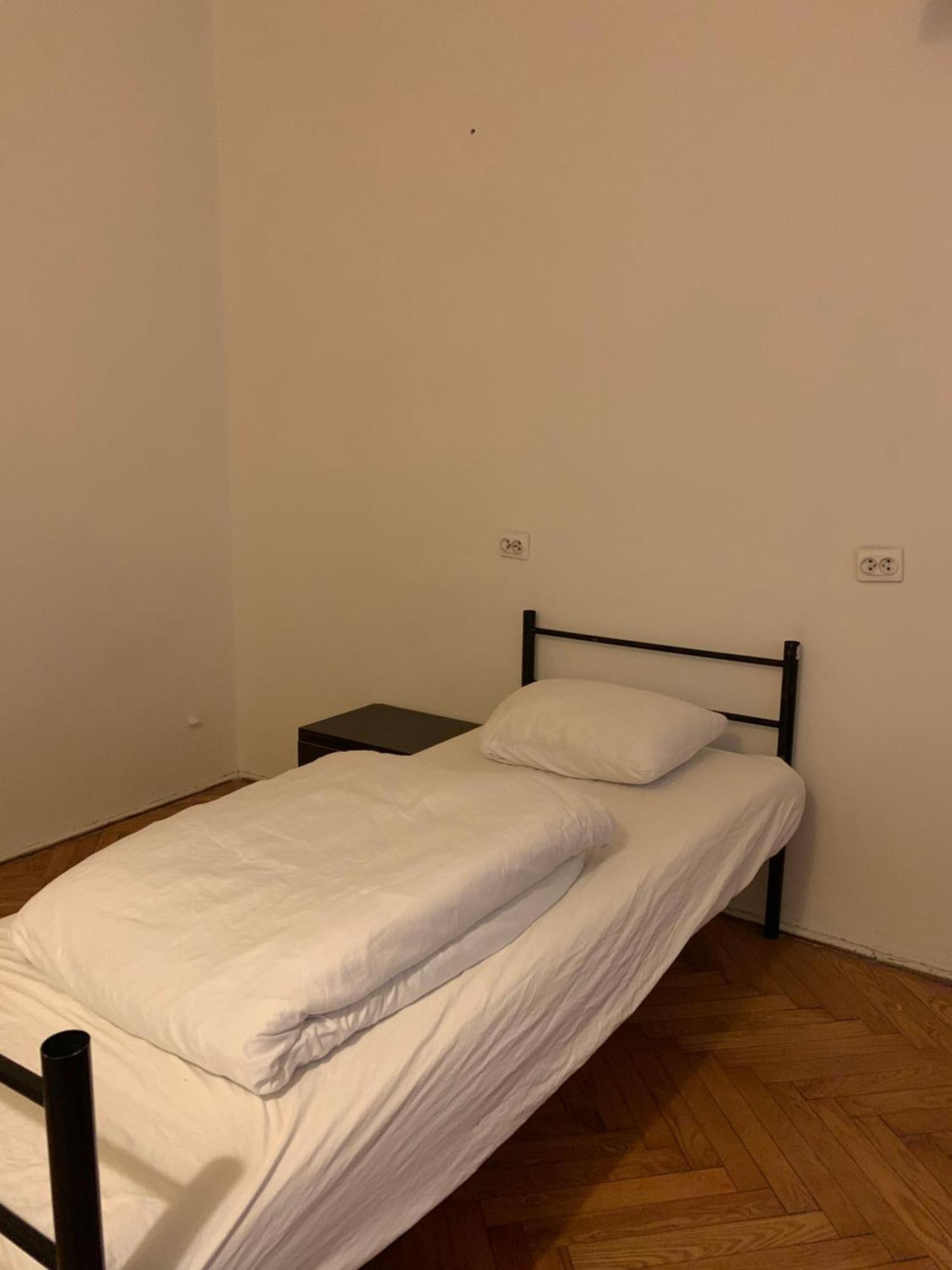 To Be Hostel كراكوفيا المظهر الخارجي الصورة